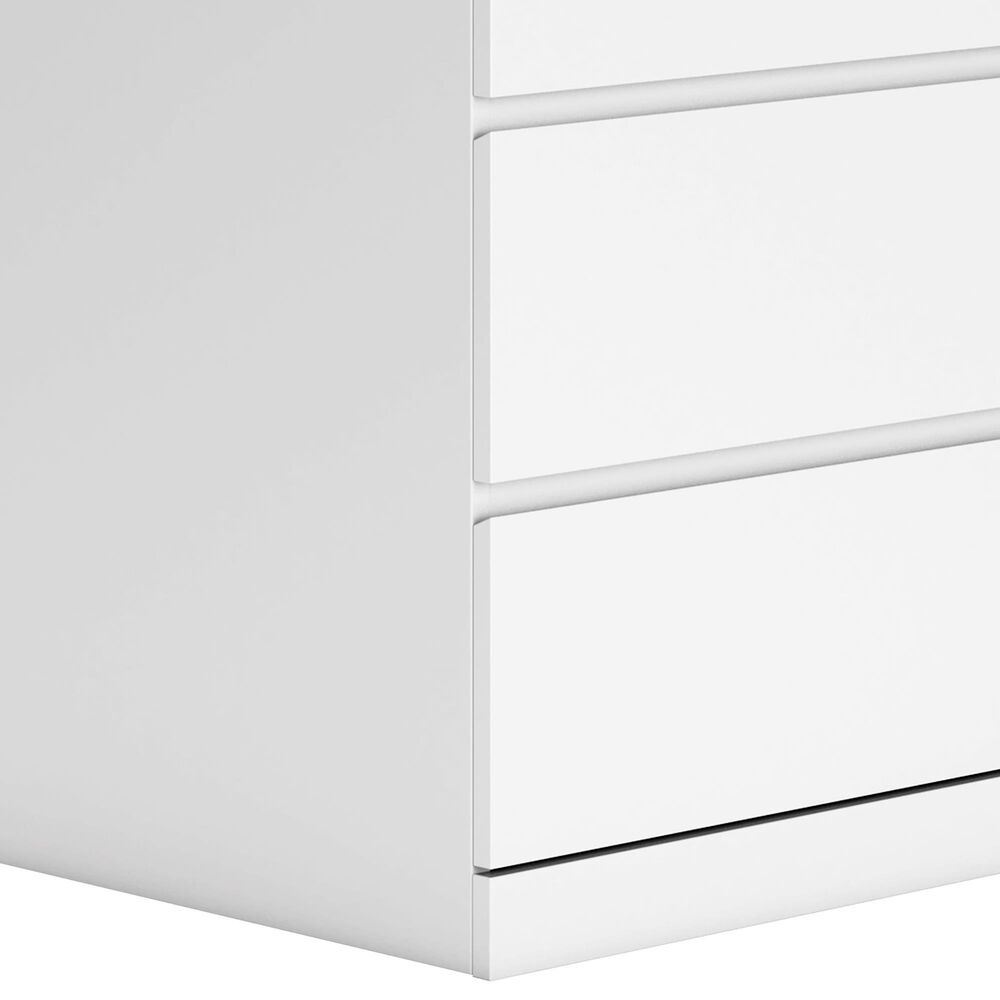 Ashley Onita 5-Drawer Chest in White, , large