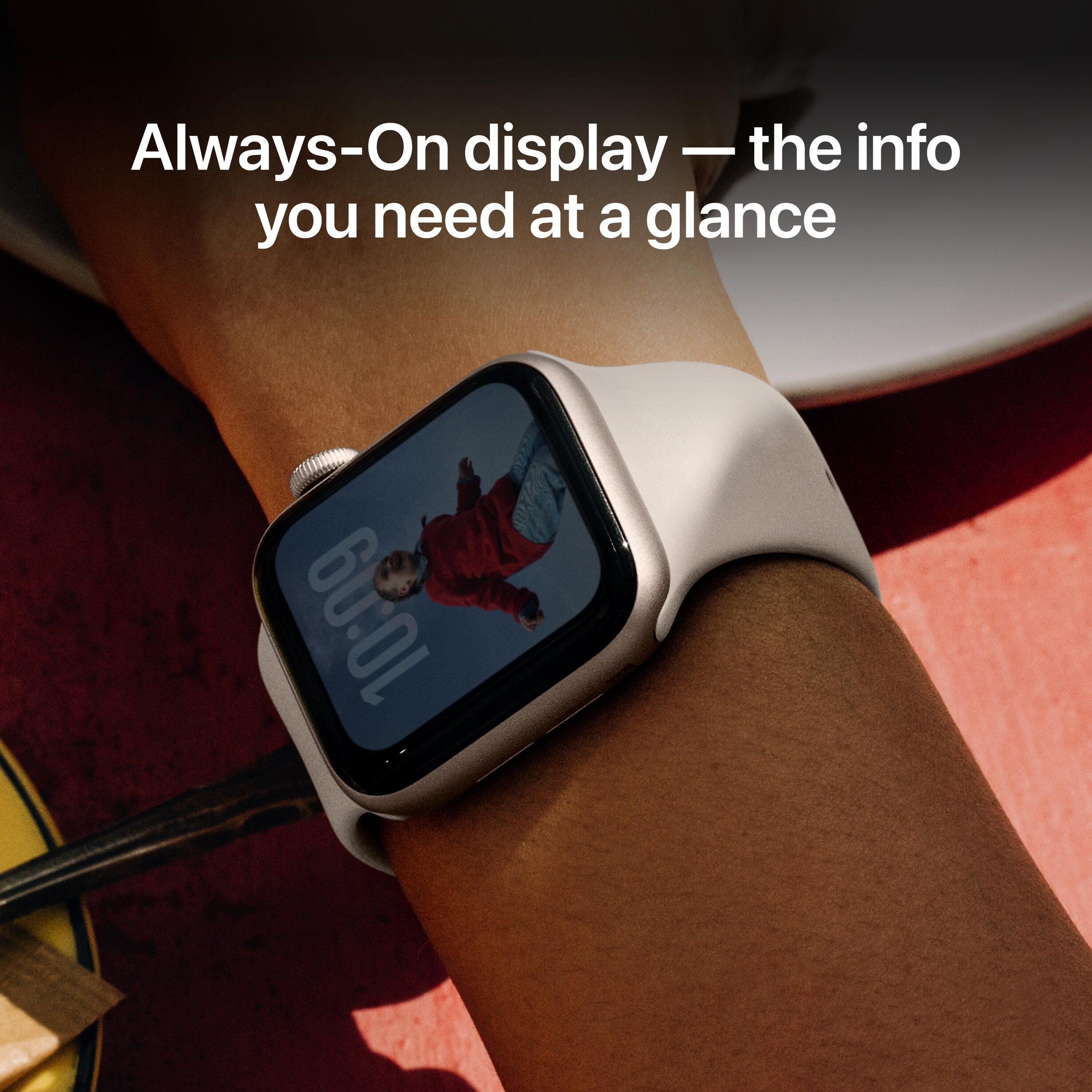 Apple Watch SE 3 (GPS) 40mm Starlight Aluminum Case with Starlight