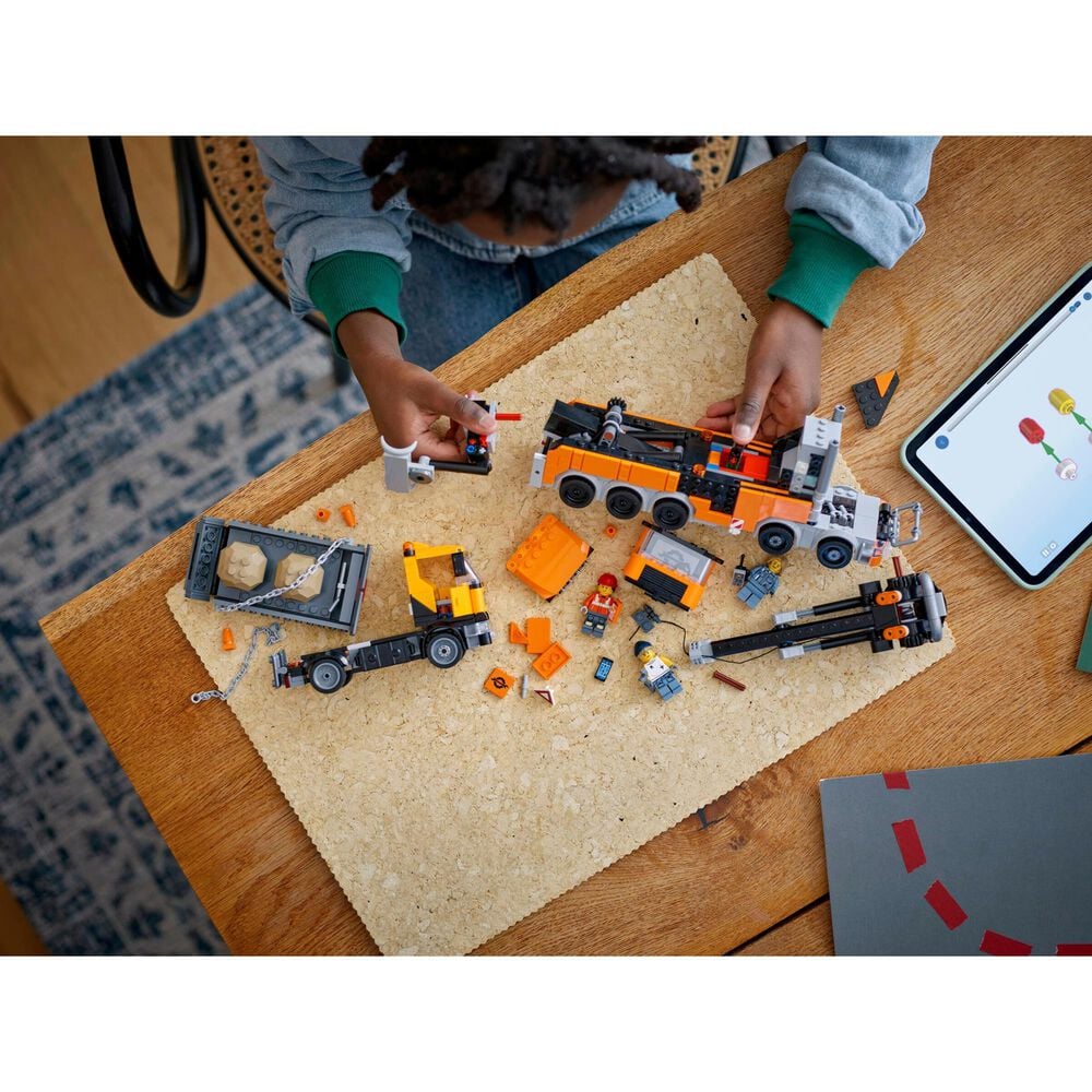 LEGO Heavy-Duty Recovery Tow Truc Building Set, , large
