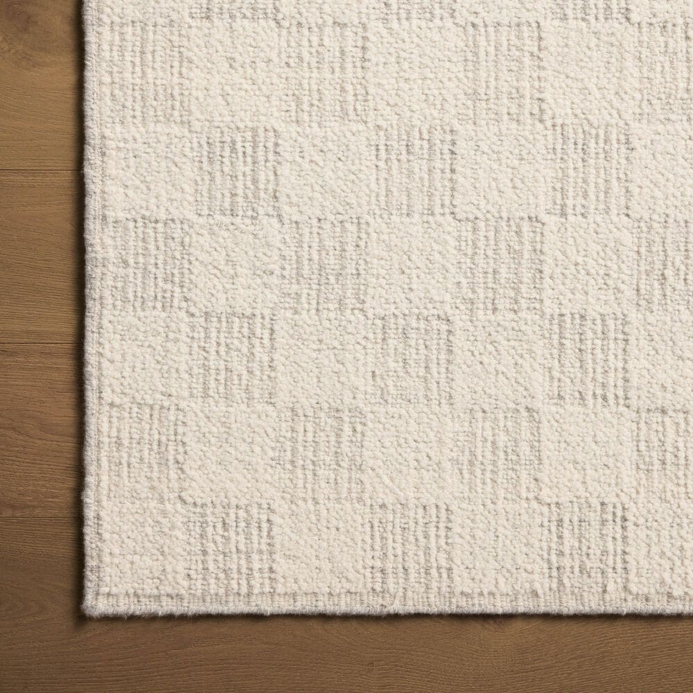 Loloi Knox Ivory and Silver 4&#39; x 6&#39; Area Rug, , large