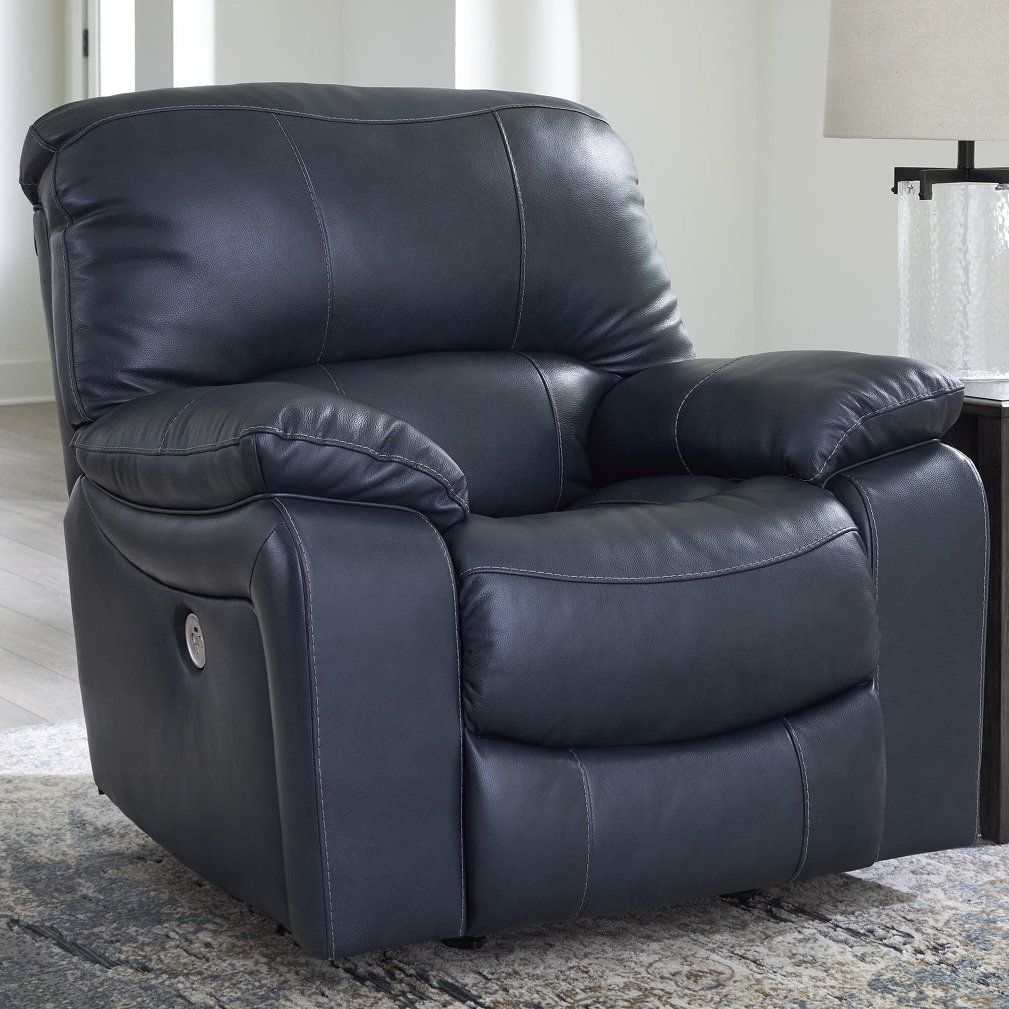 Ashley Leesworth Power Recliner in Ocean