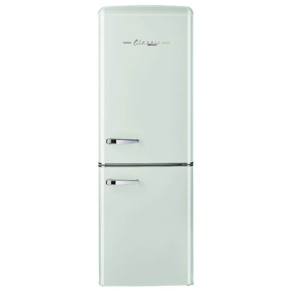 Unique Appliances Classic Retro 7 Cu. Ft. Bottom Freezer Refrigerator in Summer Mint Green, , large