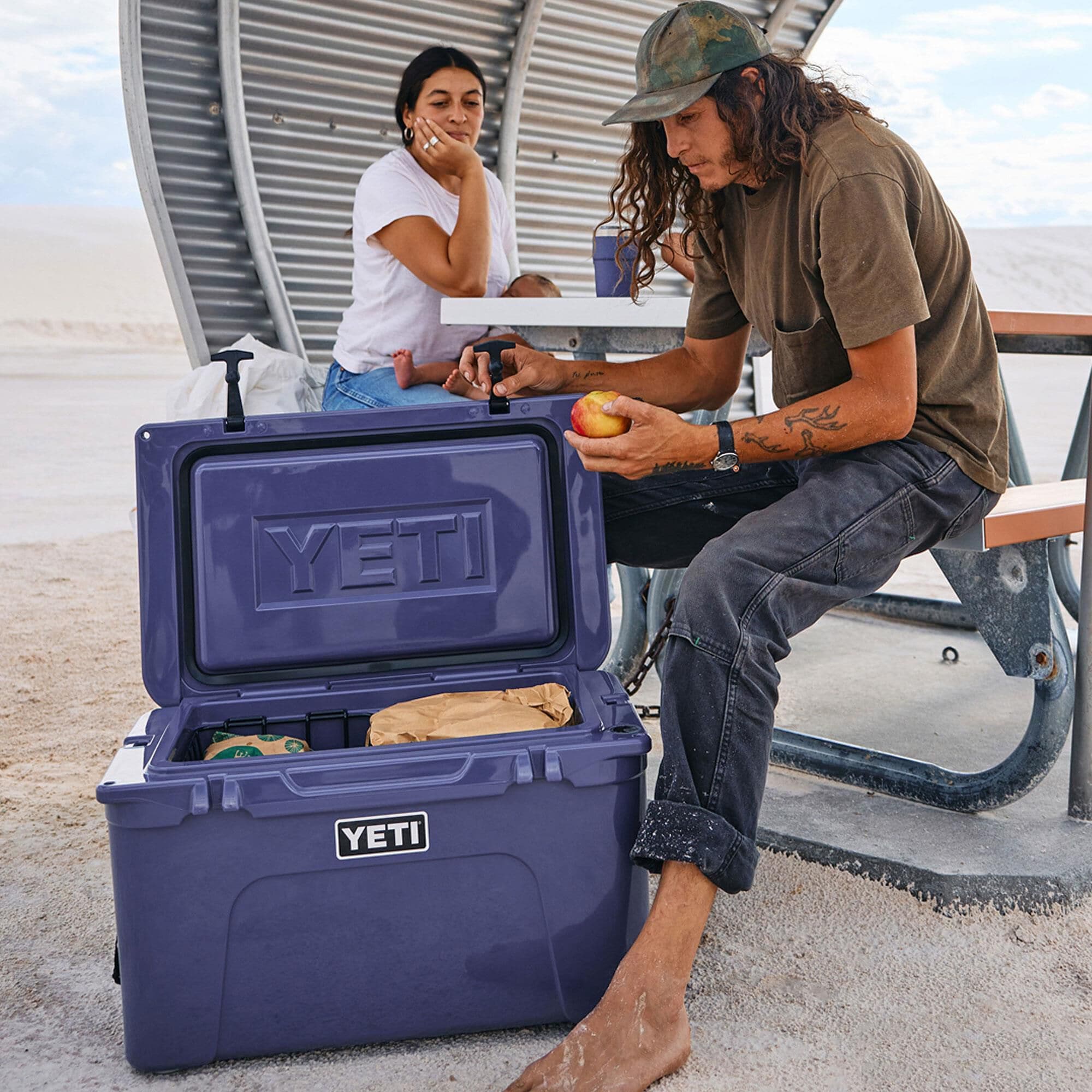 YETI Tundra 45 Hard Cooler in Moon Dust