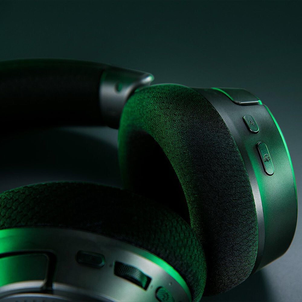 Razer Kraken V4 Wireless Gaming Headset in Black, , large