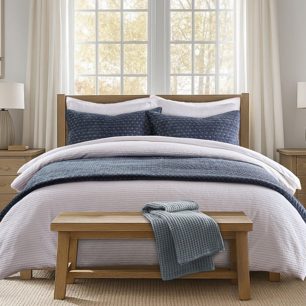 Levtex Velvet Stitch 3-Piece King/California King Reversible Quilt Set in Navy, , large