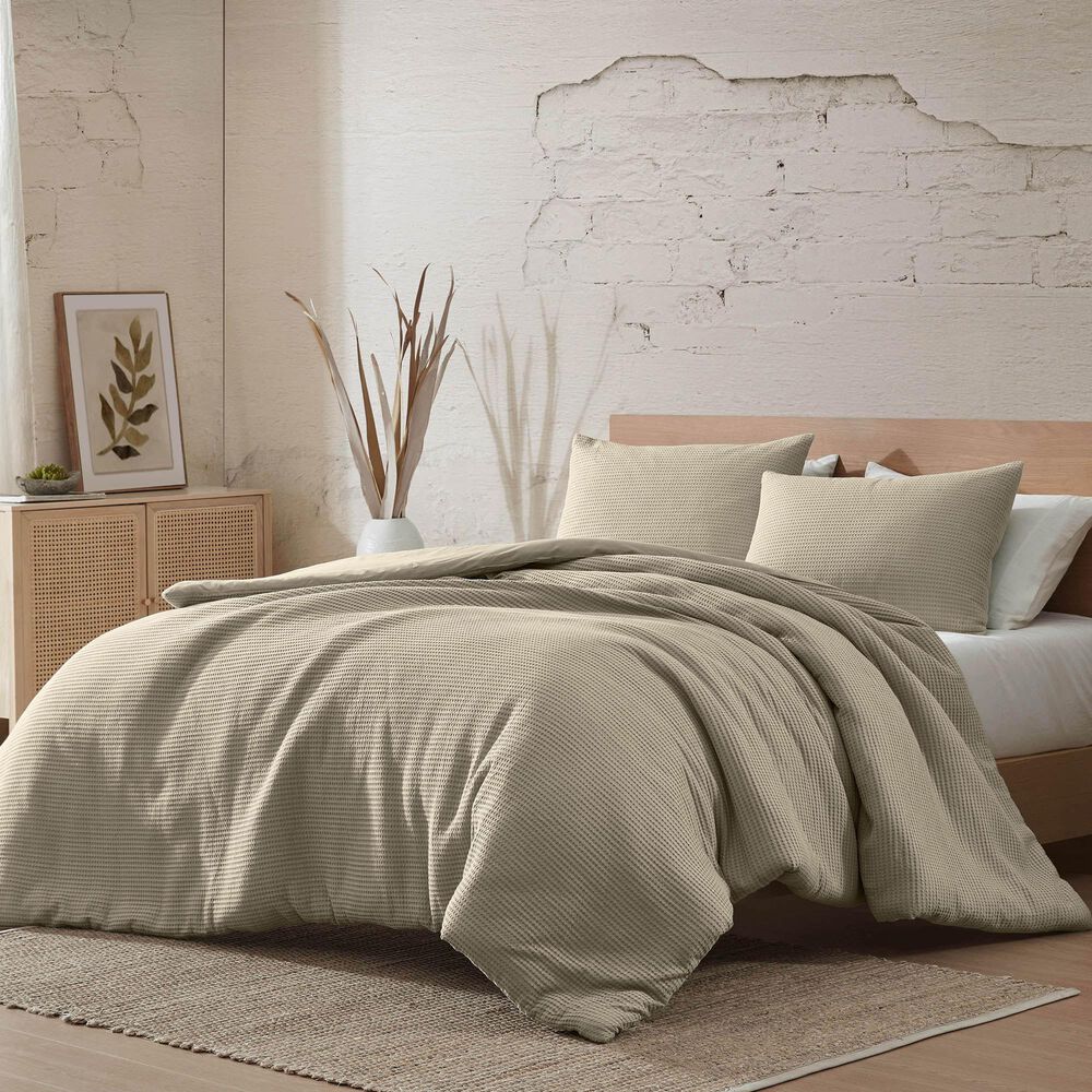 Hallmart Collectibles Wailani 3-Piece Queen Comforter Set in Oatmeal, , large