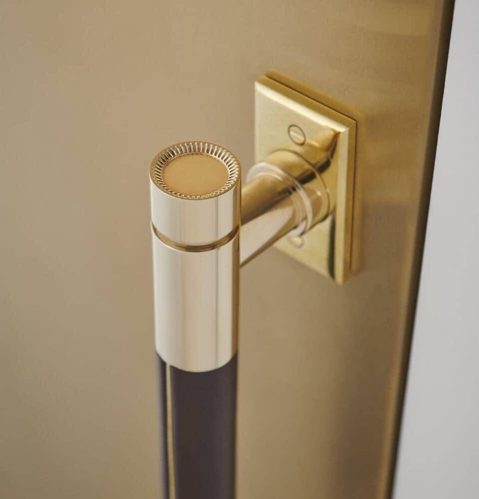 Monogram Column Handle Kit Brass, , large