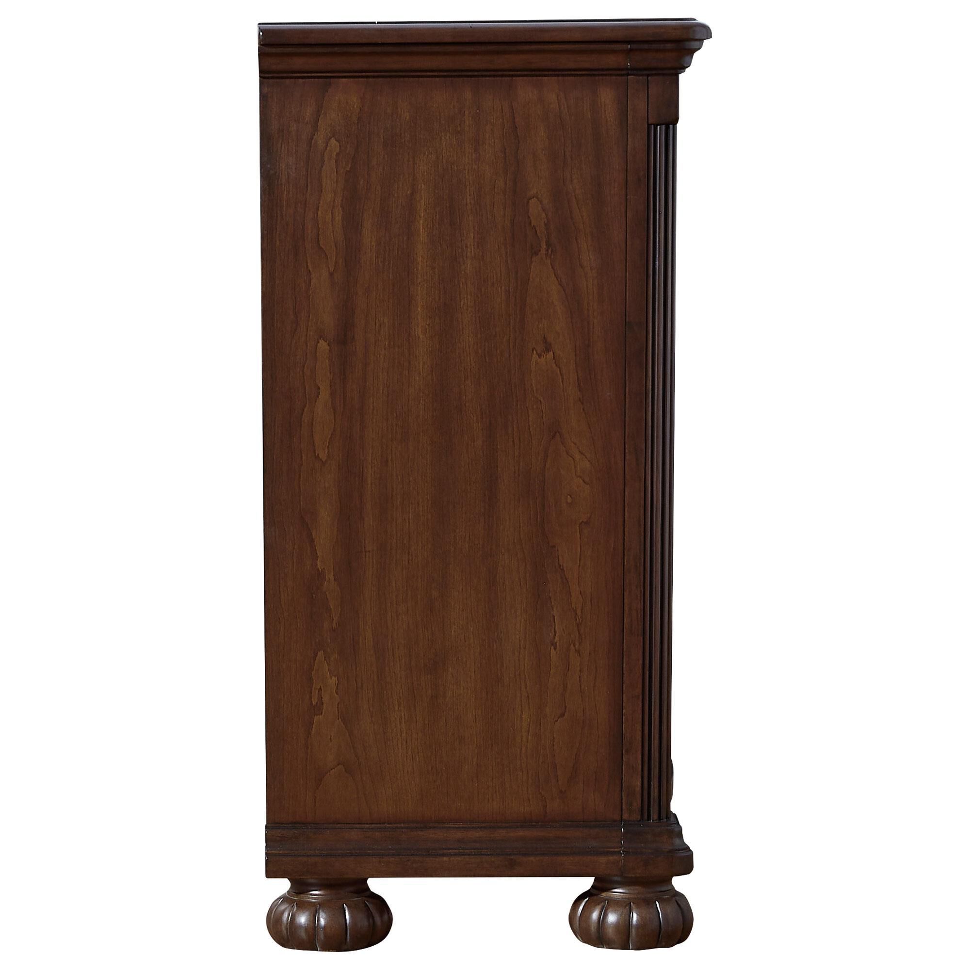 Ashley Lavinton 7-Drawer Dresser and Mirror in Cherry Brown