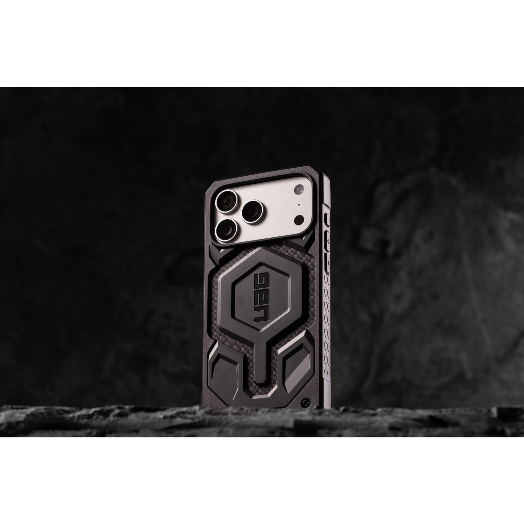 UAG Monarch Pro Case For Apple 2025 Iphone 6.9 Pro Max - Carbon Fiber