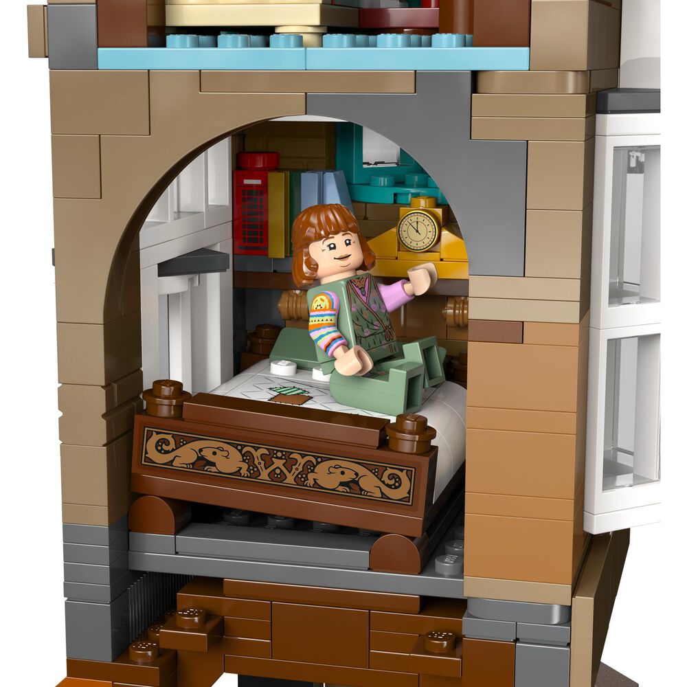 LEGO Harry Potter The Burrow, , large