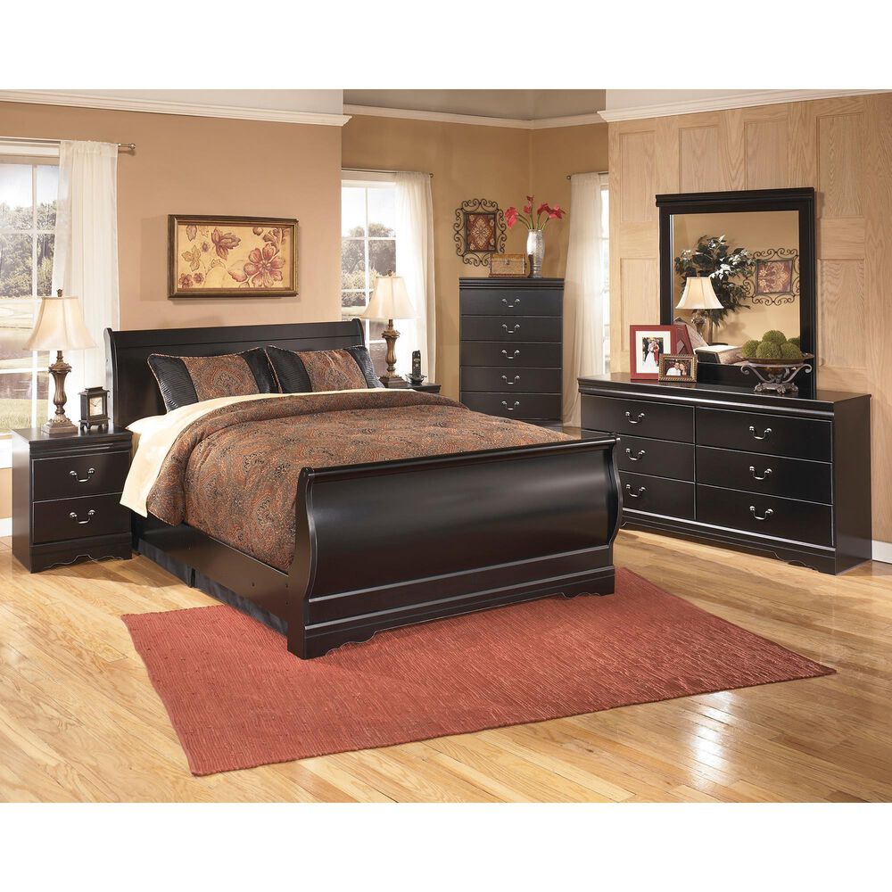 Ashley Huey Vineyard 3-Piece Queen Bedroom Set in Black, , large