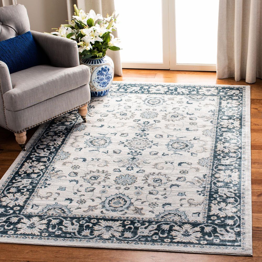 Safavieh Isabella 4&#39; x 6&#39; Cream and Navy Area Rug, , large