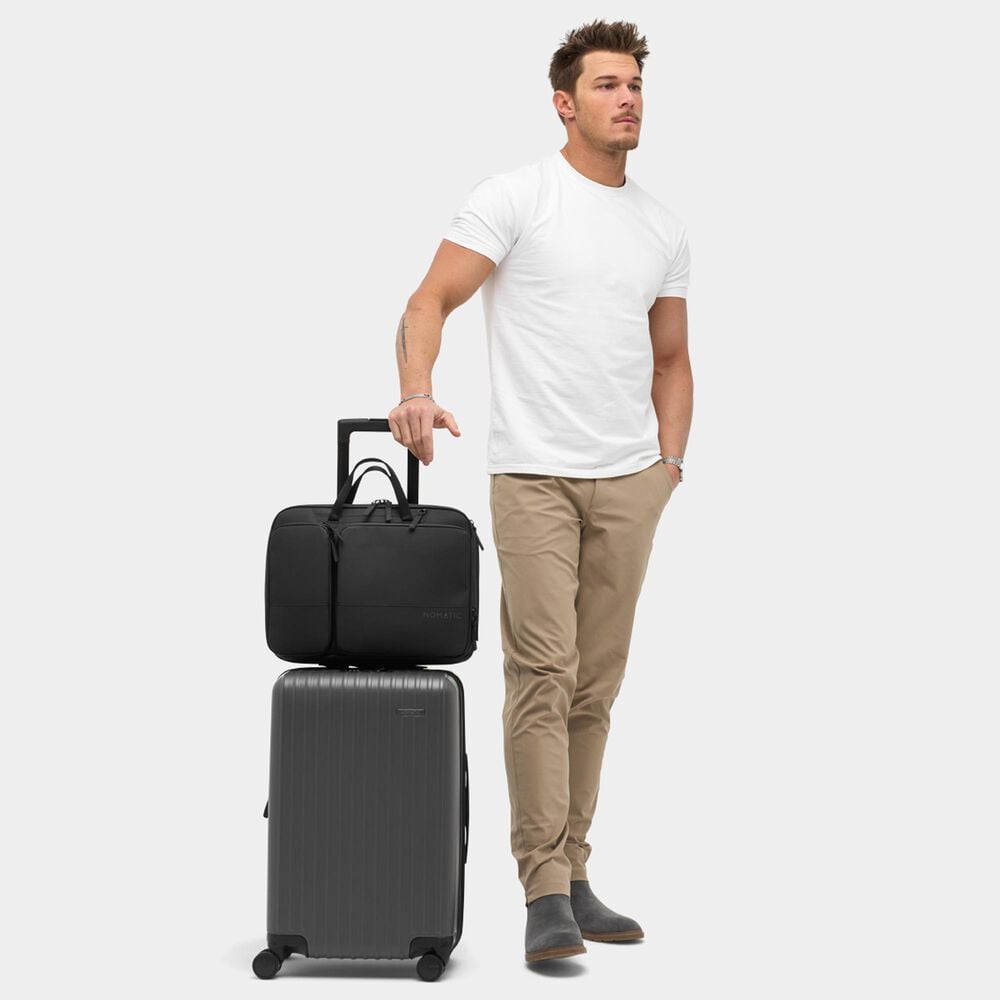 Nomatic 16&quot; Laptop Bag in Black, , large