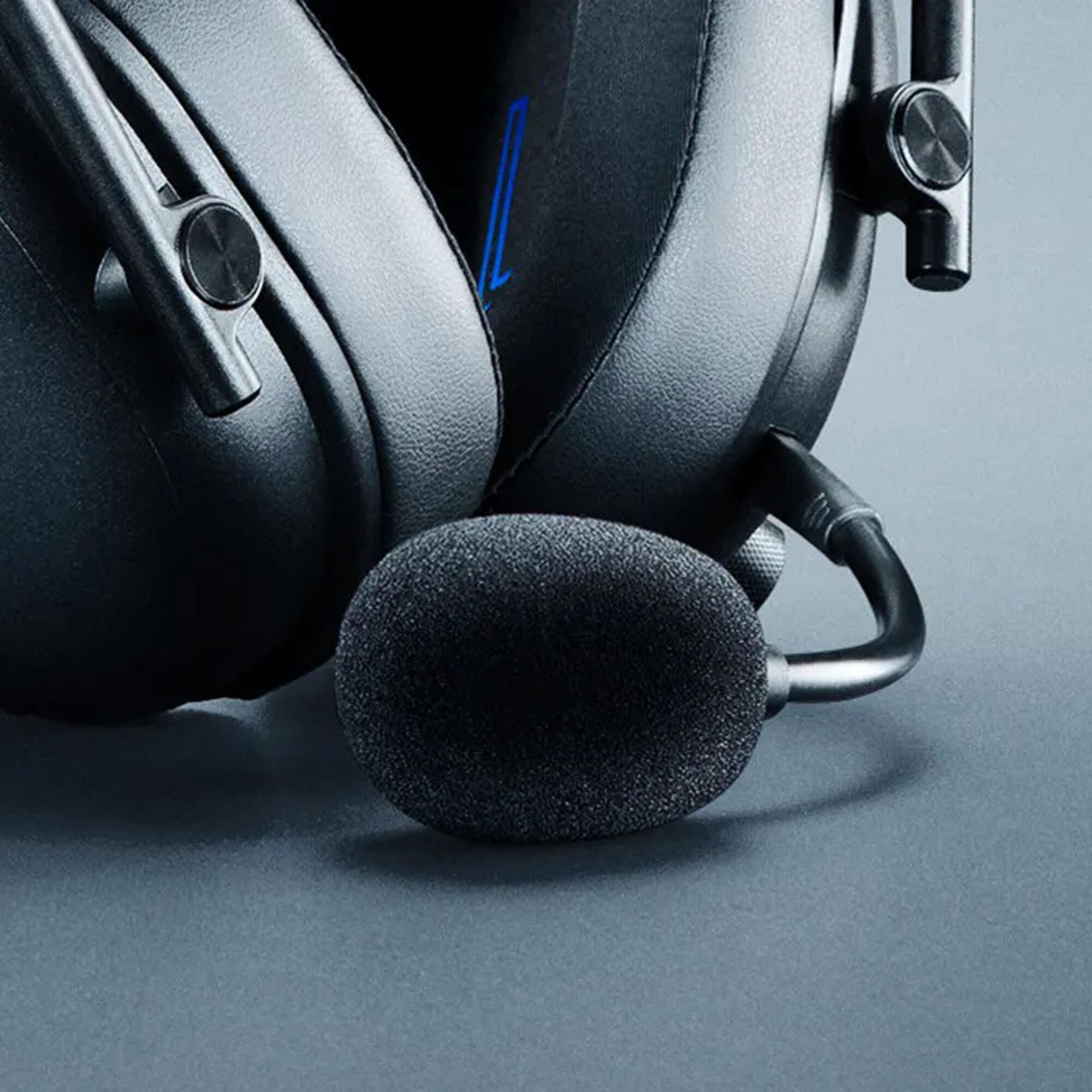 Razer BlackShark V3 Wireless Esports Headset for PlayStation in Black