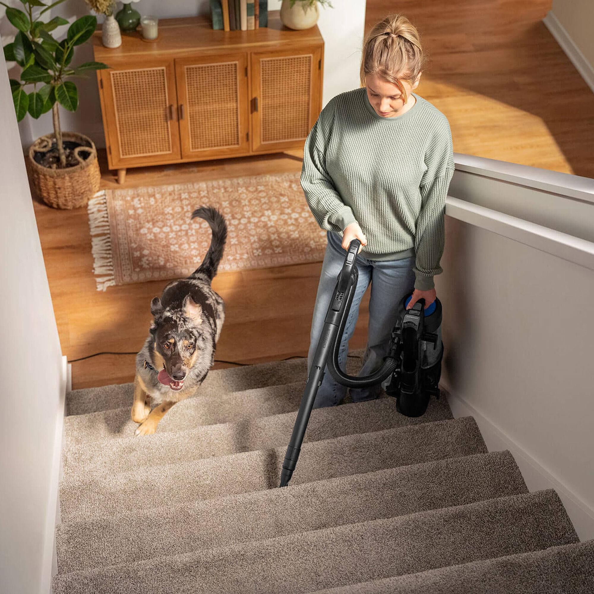 Bissell CleanView Max Lift-Off Upright Vacuum in Cobalt Blue and Black