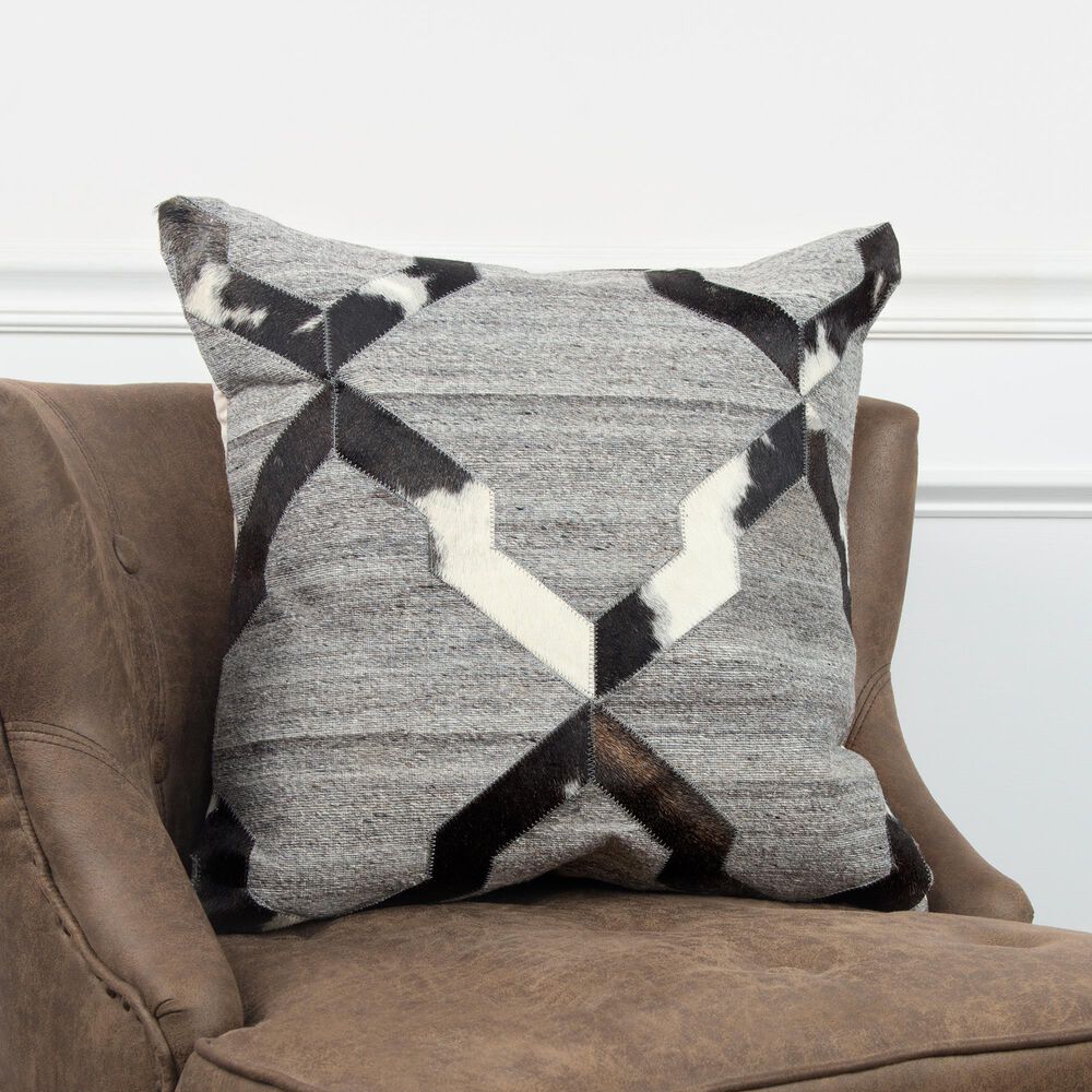 Rizzy Home Donny Osmond Geometric 20" Poly Filled Pillow in Natural/ Black, , large