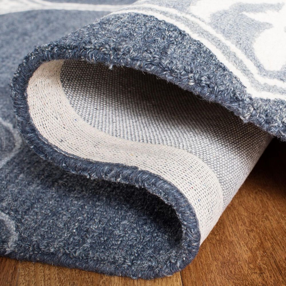 Safavieh Micro-Loop 4&#39; x 6&#39; Grey and Navy Area Rug, , large
