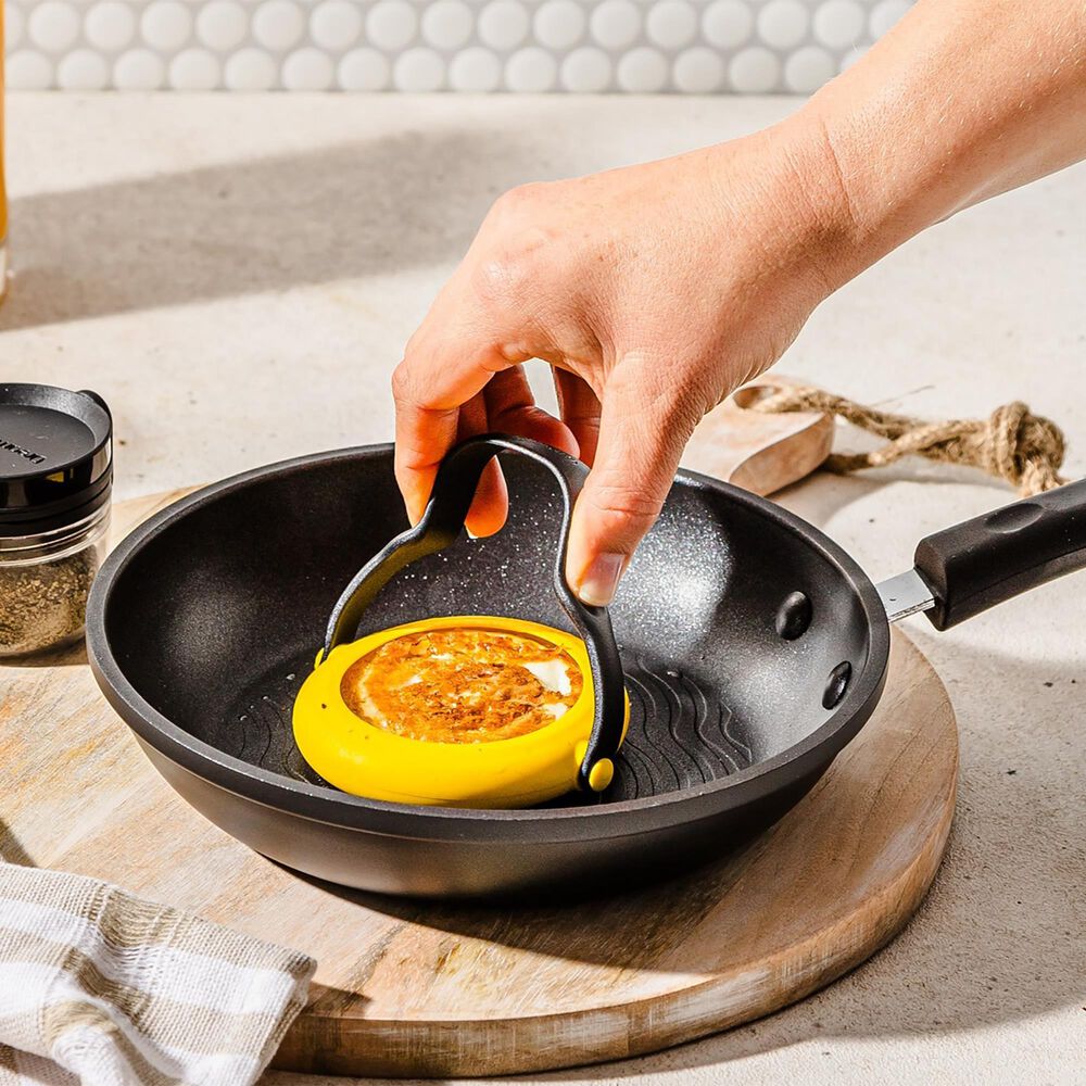 Dreamfarm Flegg Flip Serve Egg Ring in Yellow and Black &#40;Set of 2&#41;, , large