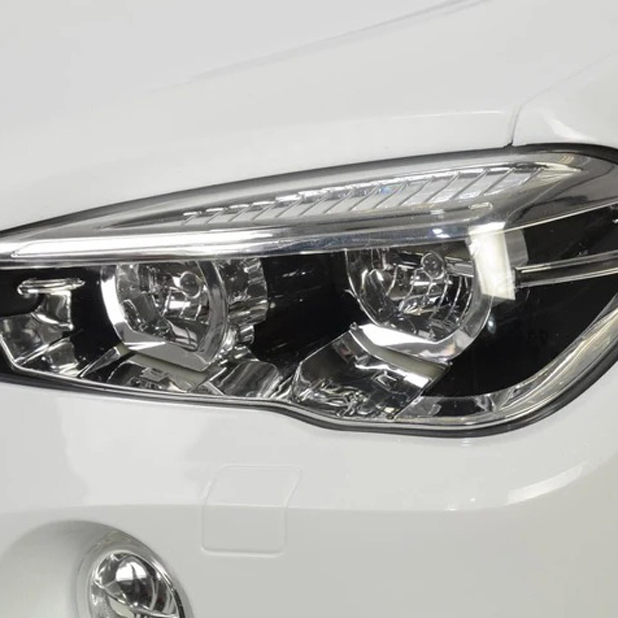 Best Ride On Cars BMW X5 12V Powered with Horn Sounds in White NFM