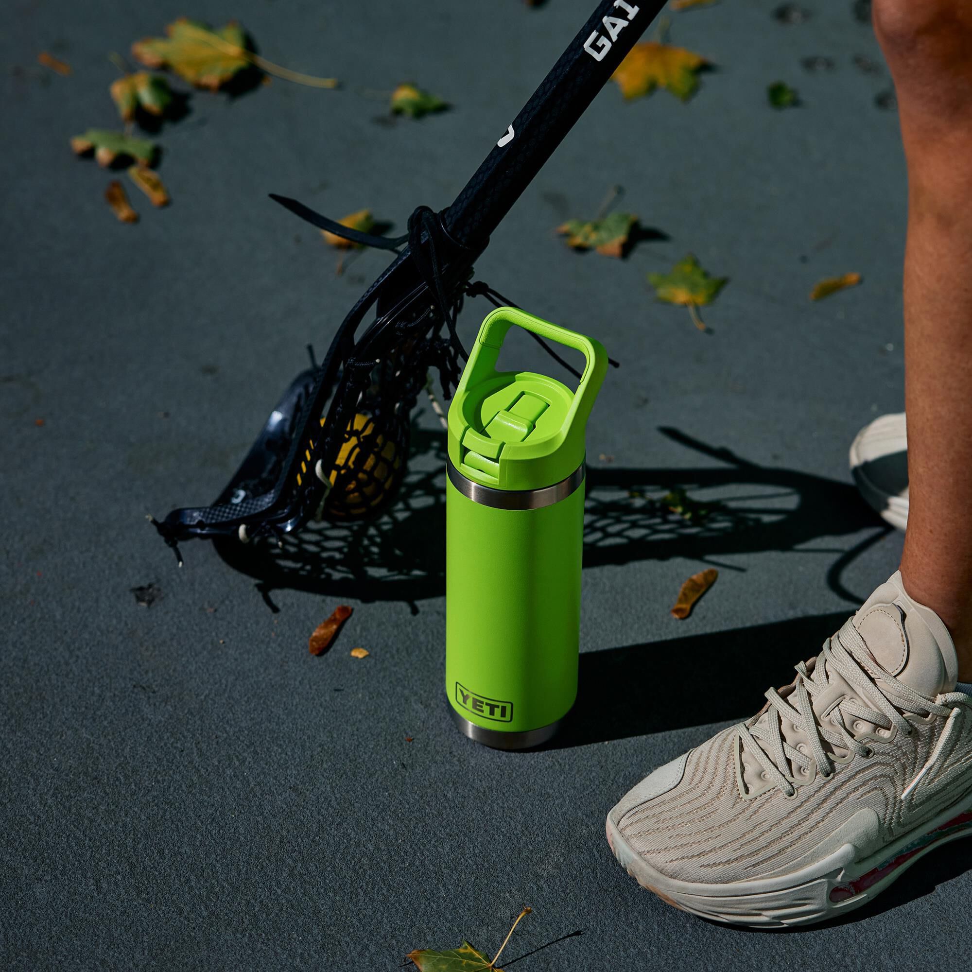 YETI Rambler 26 Oz Water Bottle with Straw Cap in Venom
