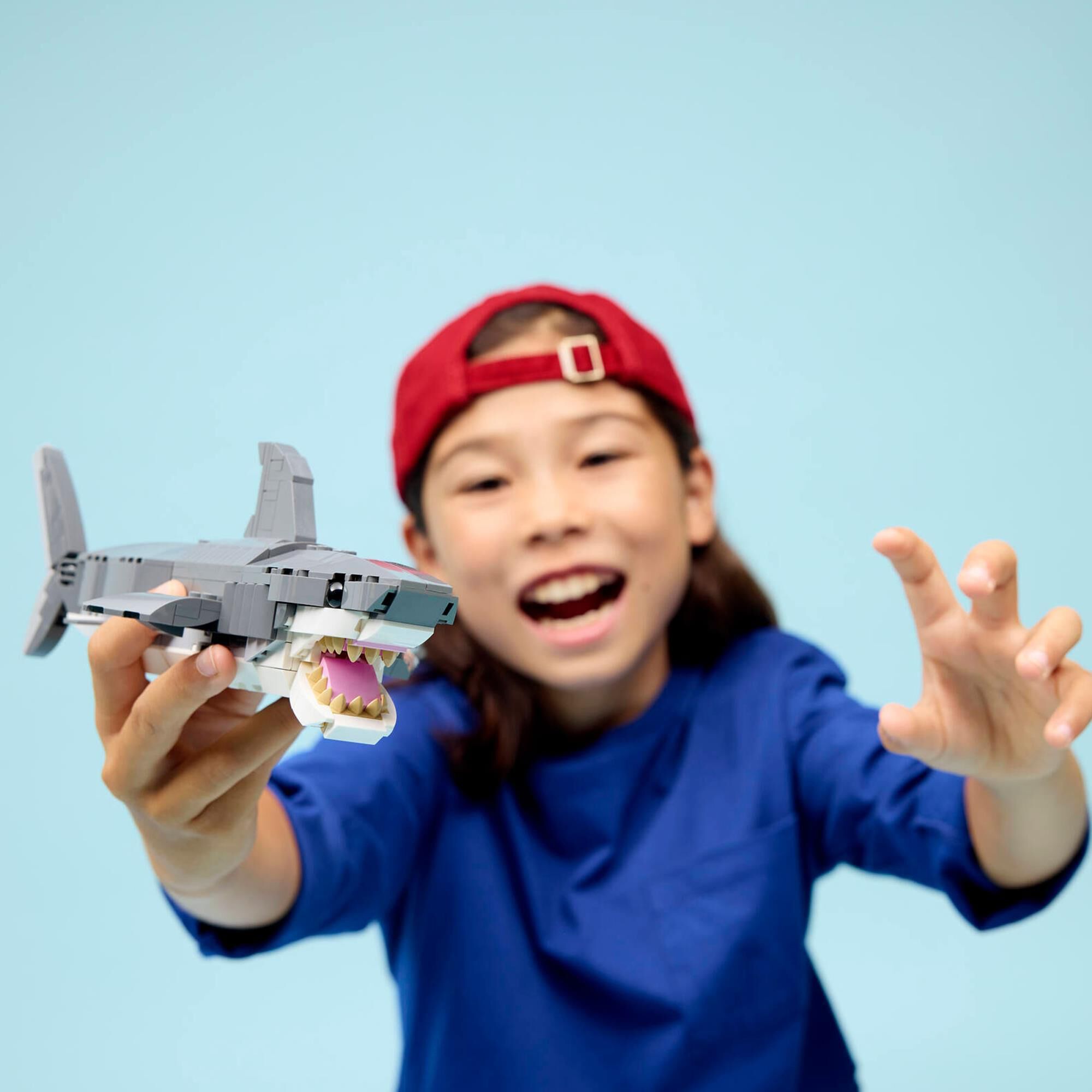 LEGO Creator Fierce Shark with a Treasure Chest Building Set