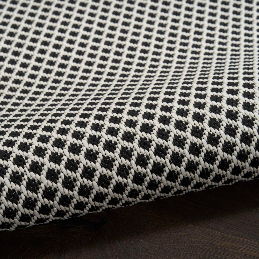 Nourison Courtyard Black and White 5&#39; x 7&#39; Indoor/Outdoor Area Rug, , large