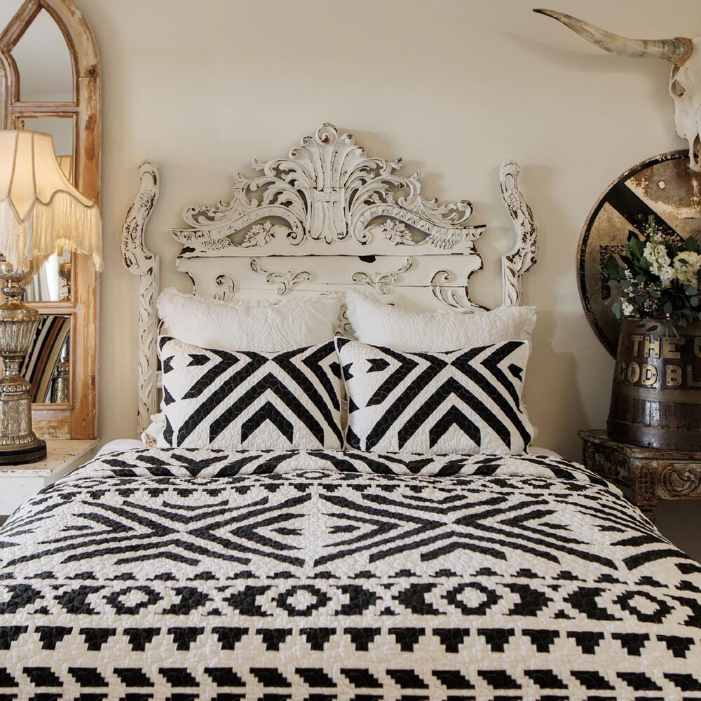 Peking Handicraft Queen Ranch 3-Piece King Quilt Set in Black and White, , large