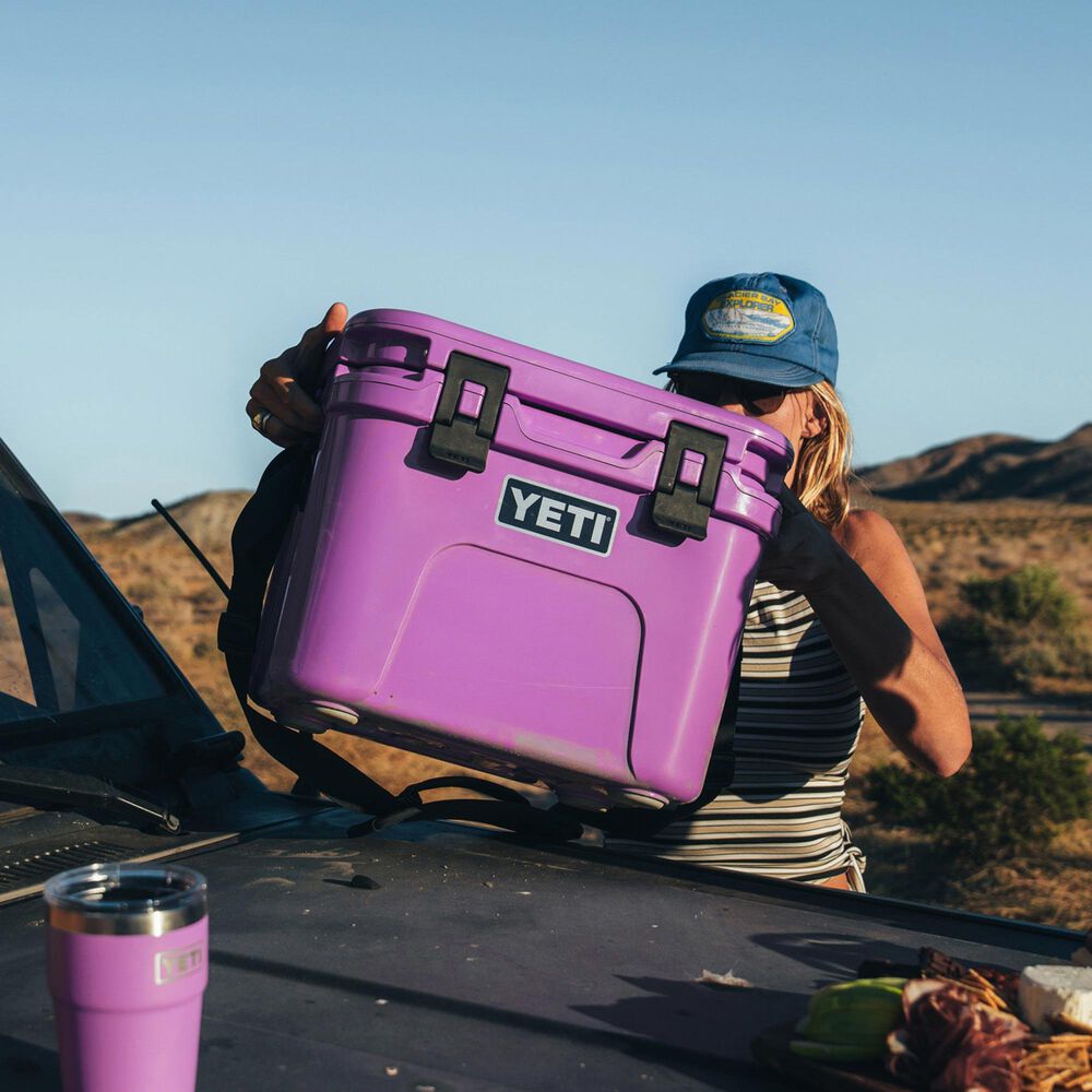 YETI Roadie 15 Hard Cooler in Desert Bloom, , large