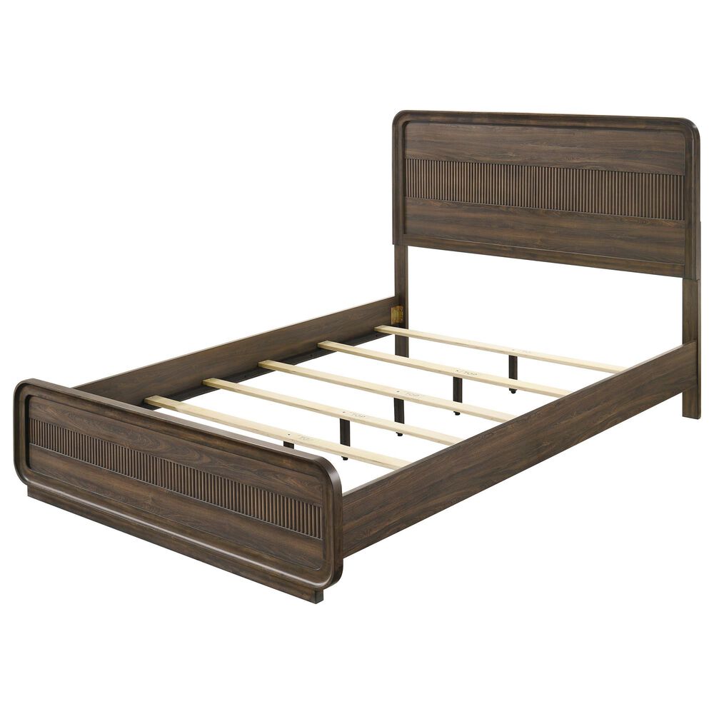 Crown Mark Kinkaid King Bed with Dresser and Nightstand in Brown, , large