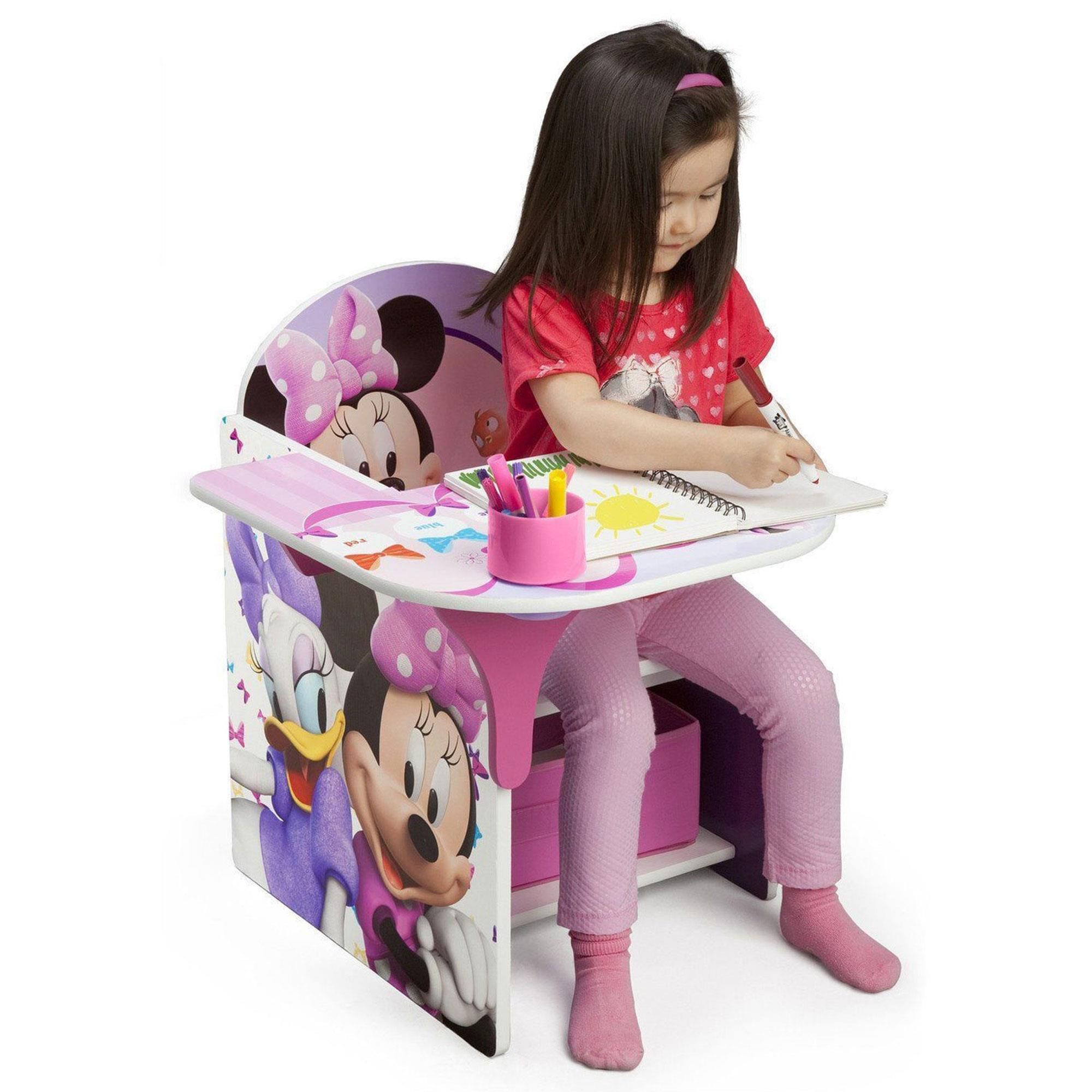Minnie folding 2025 chair