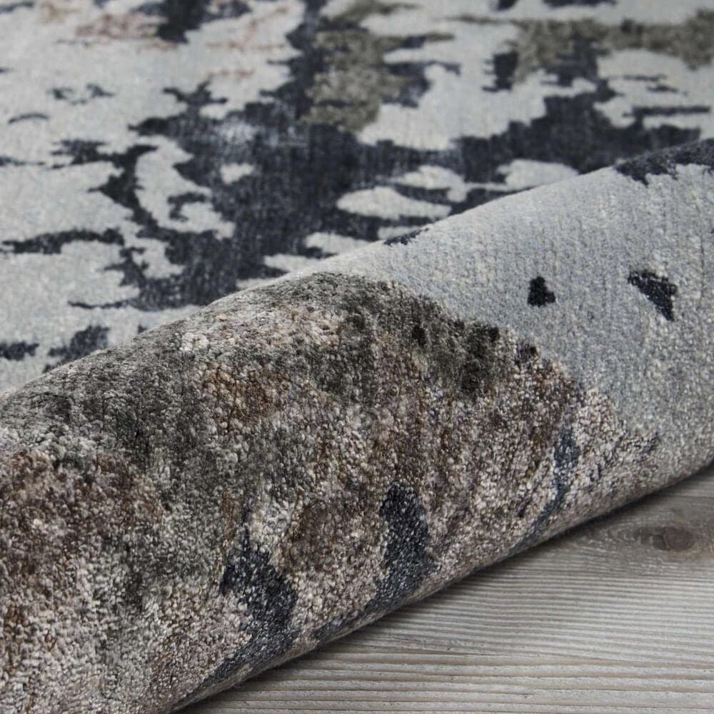 Nourison Silk Shadows 5&#39;6&quot; x 7&#39;5&quot; Silver and Grey Area Rug, , large