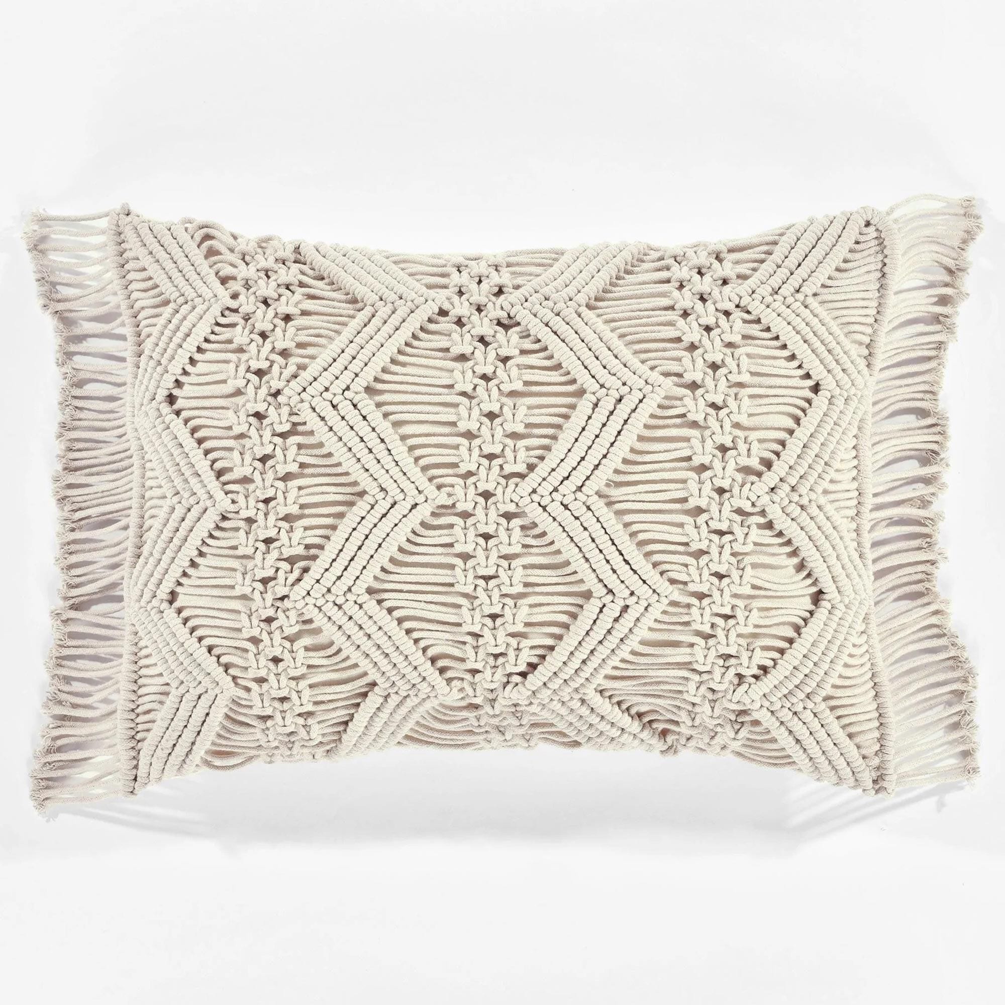 Macrame chevron store pattern