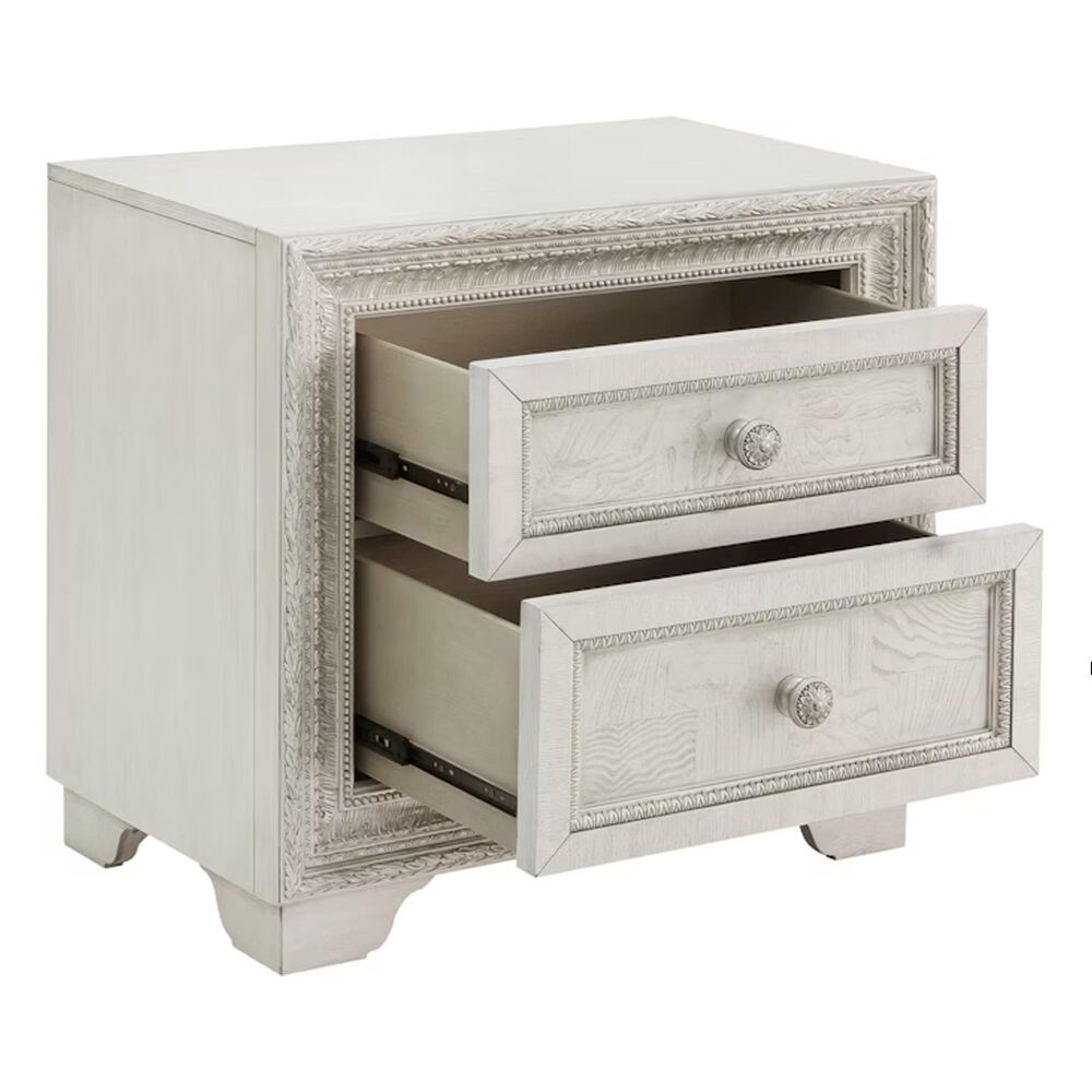 Chapel Hill Queen Bed and Two Nightstands, , large