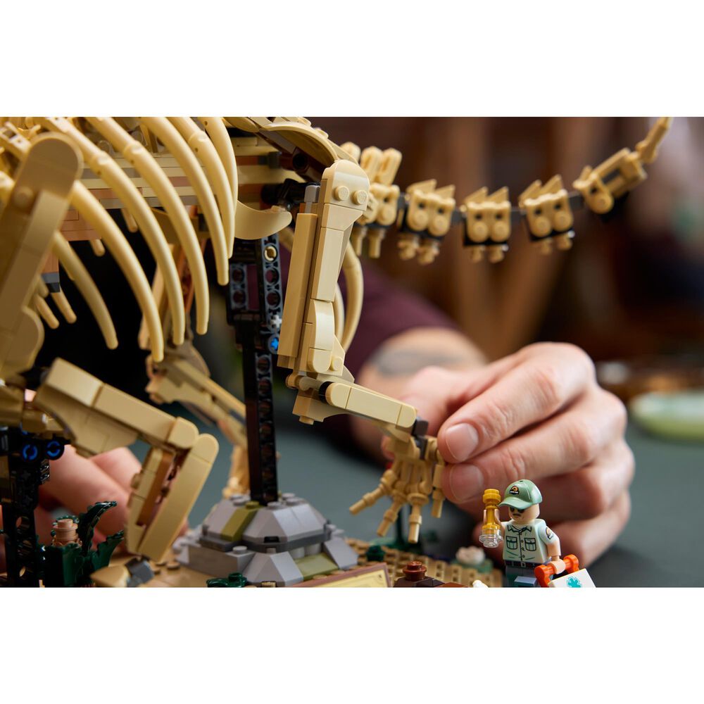 LEGO Dinosaur Fossils Triceratops Building Set, , large