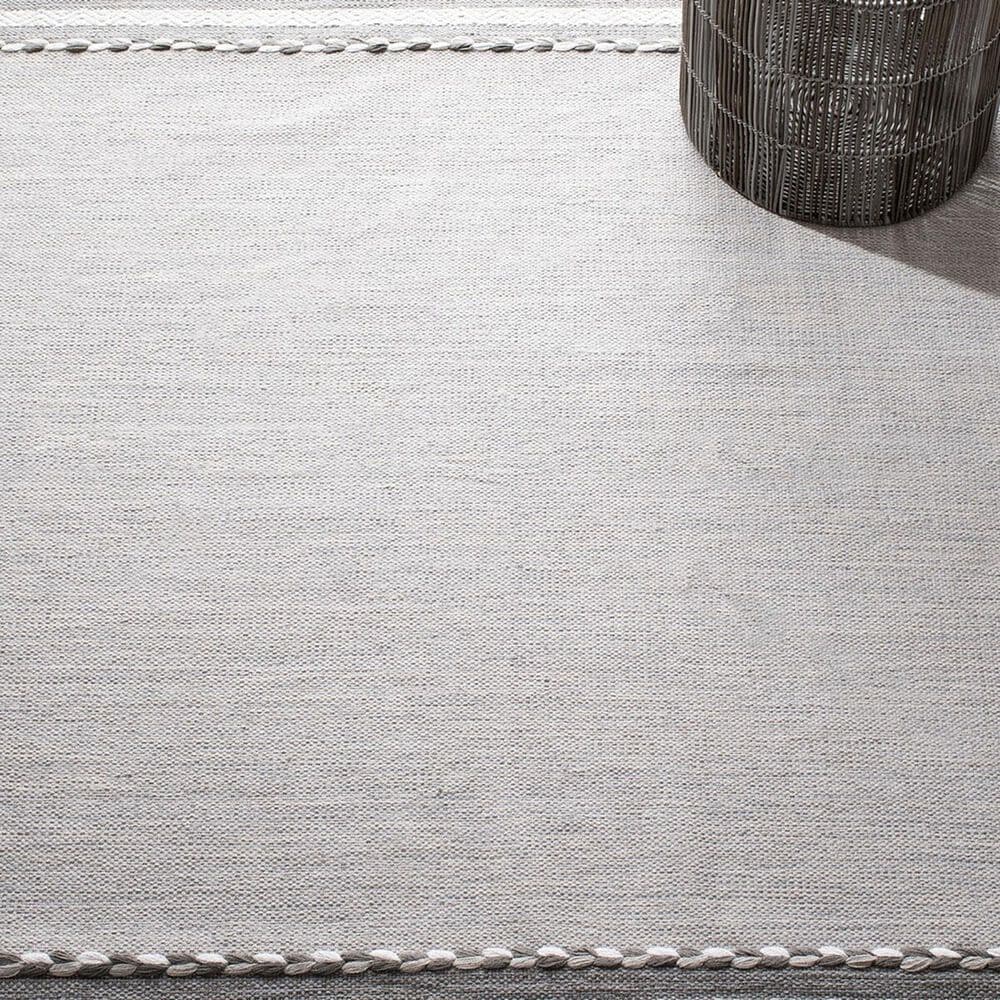 Safavieh Montauk MTK215F 5&#39; x 8&#39; Grey and Ivory Area Rug, , large