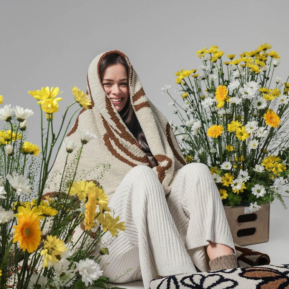 Sunday Citizen Daisy Throw in Chestnut and Sahara Tan, , large