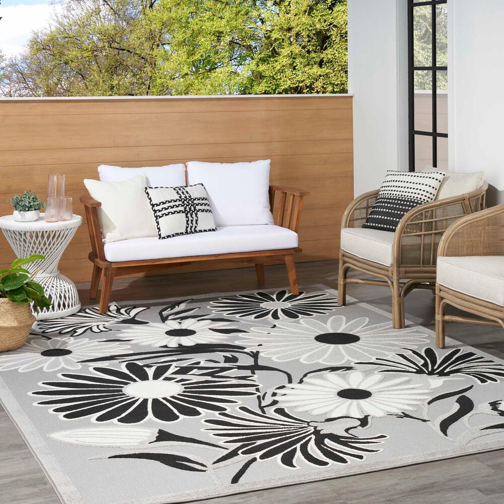 Nourison Aloha 7&#39;10&quot; x 10&#39;6&quot; Black and White Indoor/Outdoor Area Rug, , large
