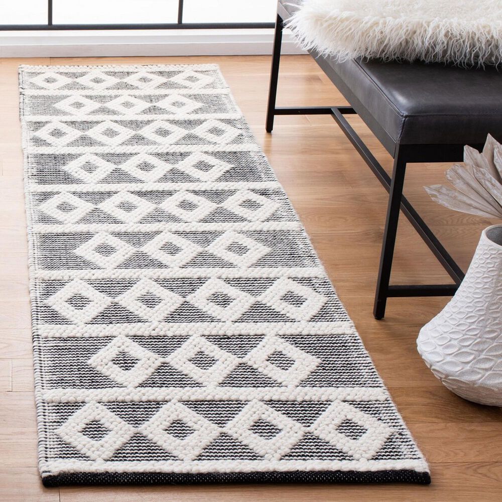 Safavieh Natura NAT479A 2&#39;3&quot; x 8&#39; Ivory and Black Runner, , large