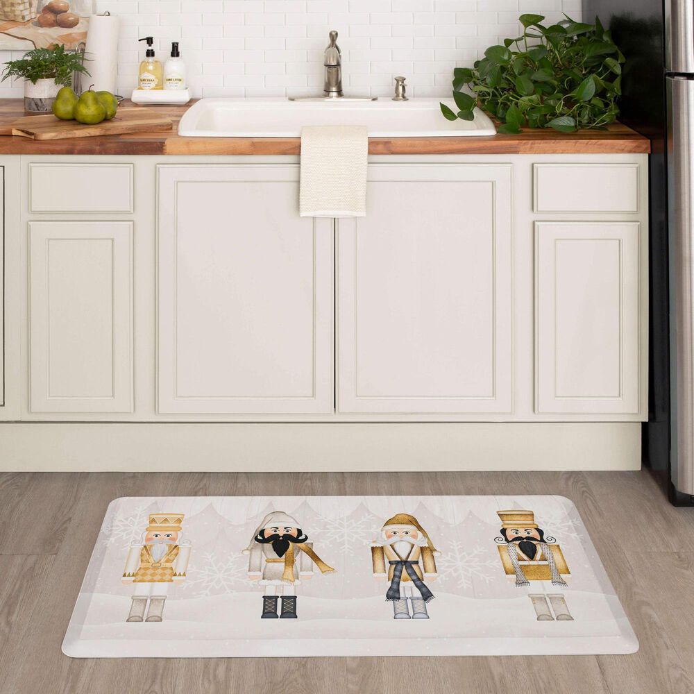 Mohawk Dri-Pro Silver and Gold Nutcracker 1&#39;6&quot; x 2&#39;6&quot; Multicolor Door Mat, , large