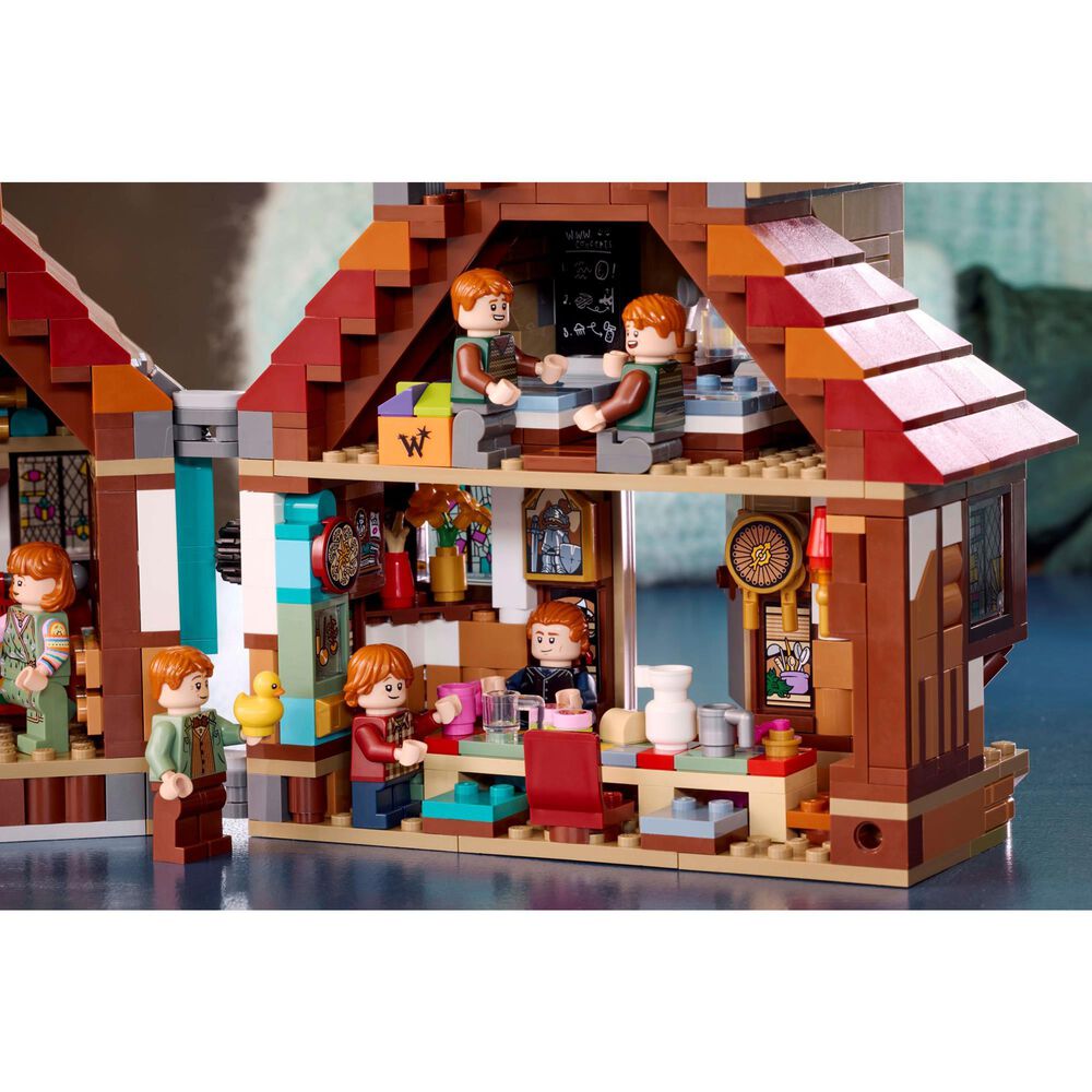 LEGO Harry Potter The Burrow, , large