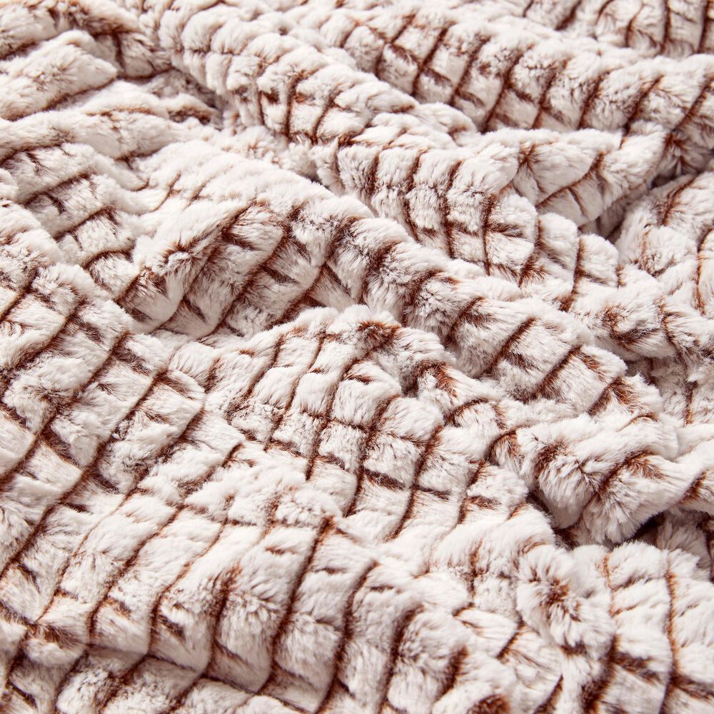 Duke Imports Tawny Fox Plush Throw in Brown, , large