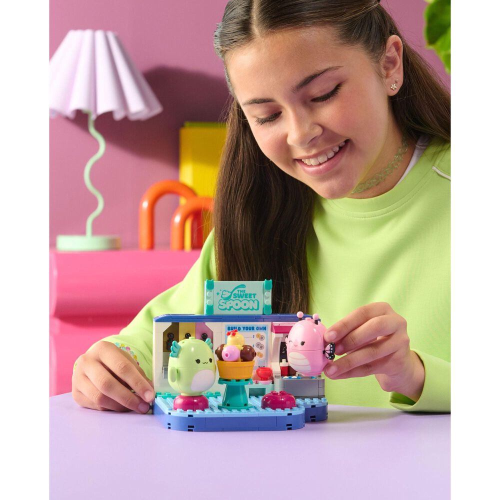 Squishmallow Frozen Yogurt Fun with Andreina and Mipsy Building Set in Multicolor, , large