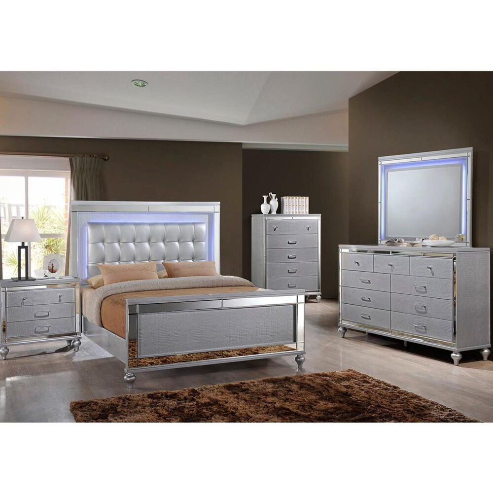 New Heritage Design Valentino Dresser and Mirror in Silver, , large