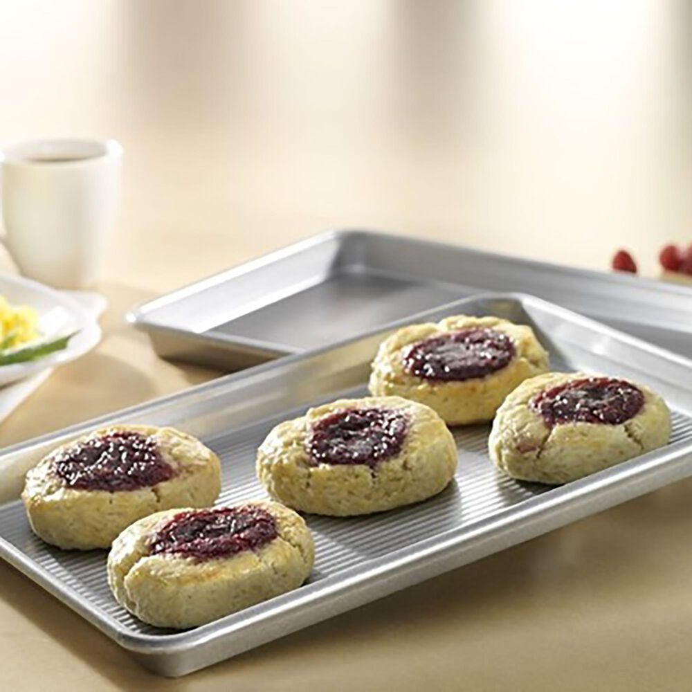 USA PAN Quarter Sheet Pan in Gray Nebraska Furniture Mart