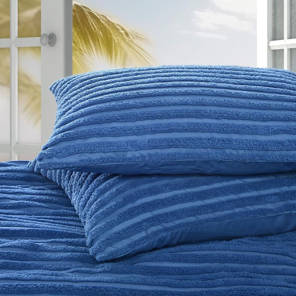 J. Queen New York Darby 3-Piece Full/Queen Comforter Set in Azure, , large