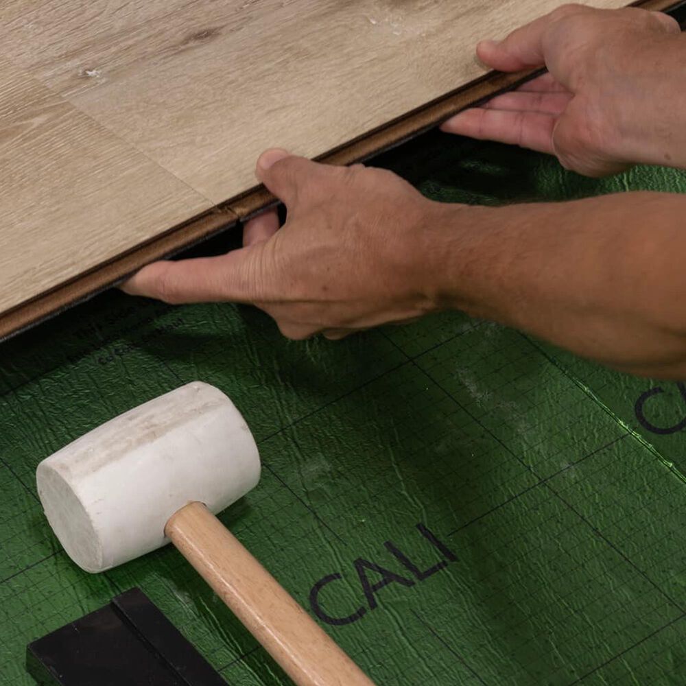 Cali Flooring Santa Cruz Aged Hickory 9" x 72" Laminate, , large