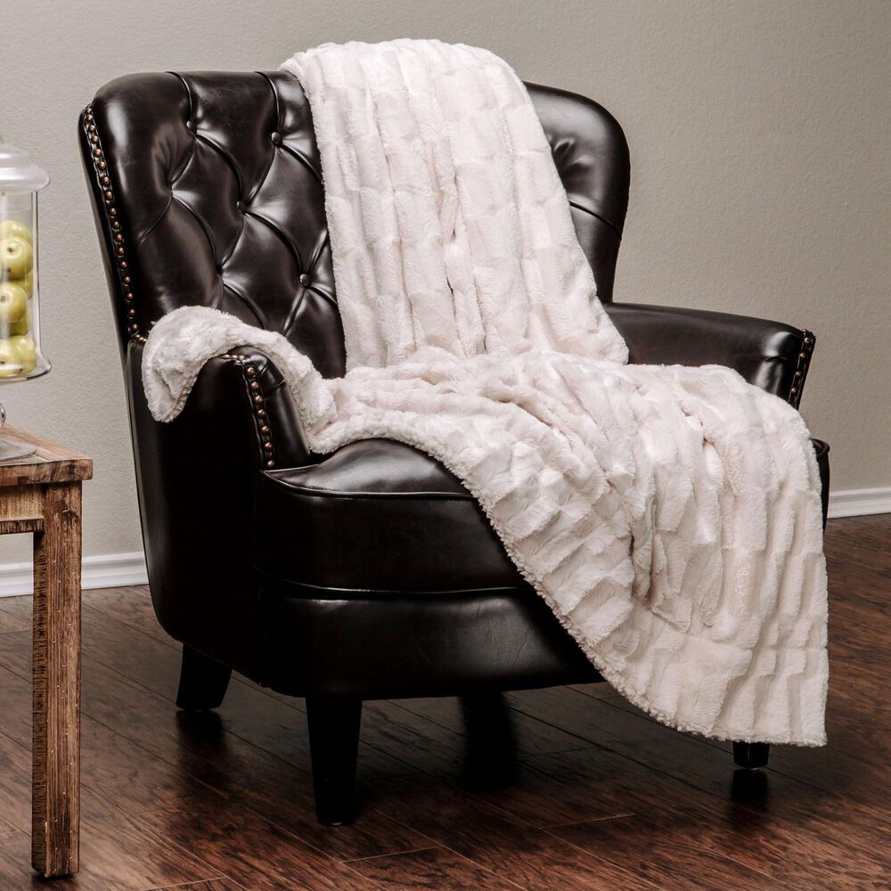 Chanasaya Home 50&quot; x 65&quot; Deco Faux Fur Throw Blanket in Creme, , large