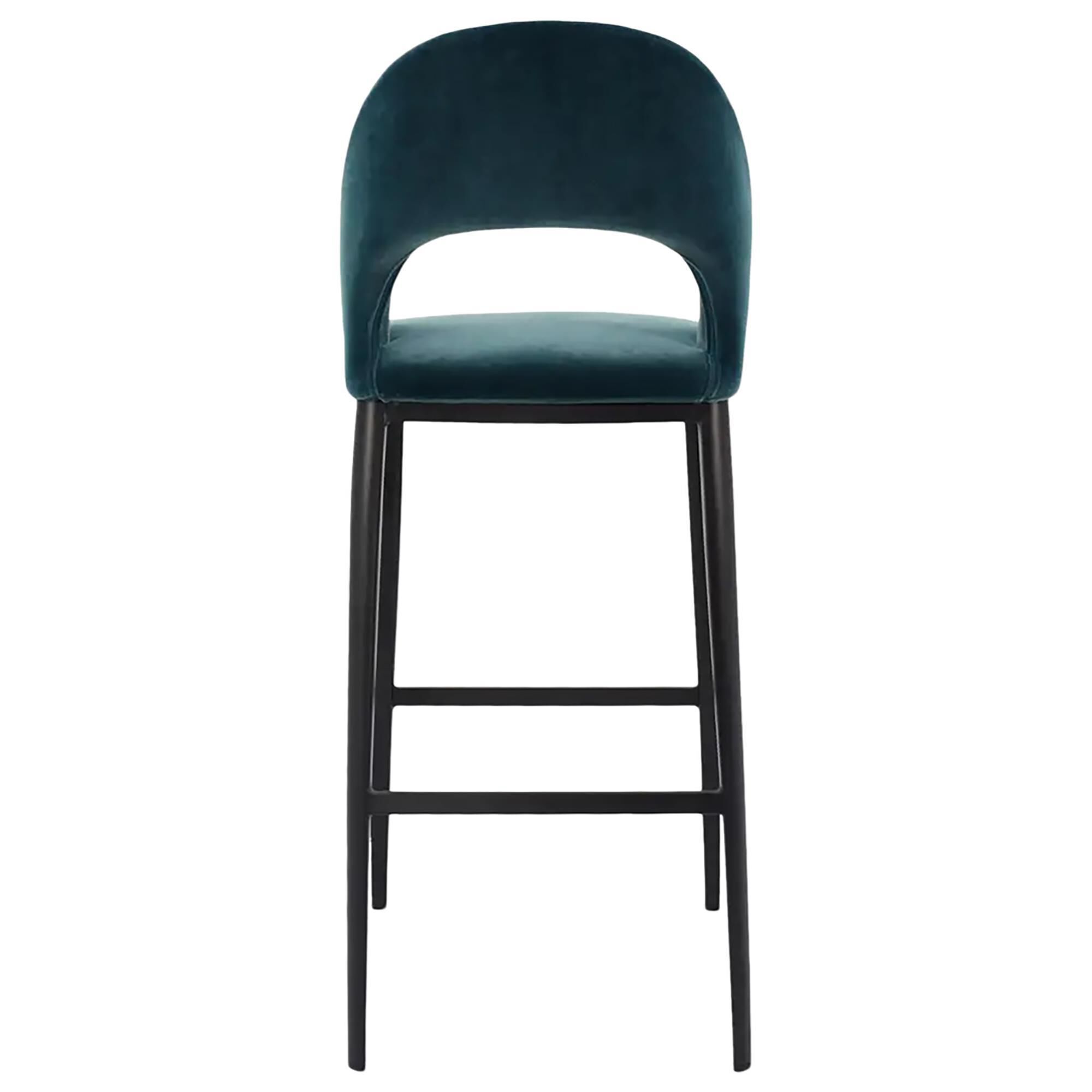 Roger Barstool - Thumbnail 3