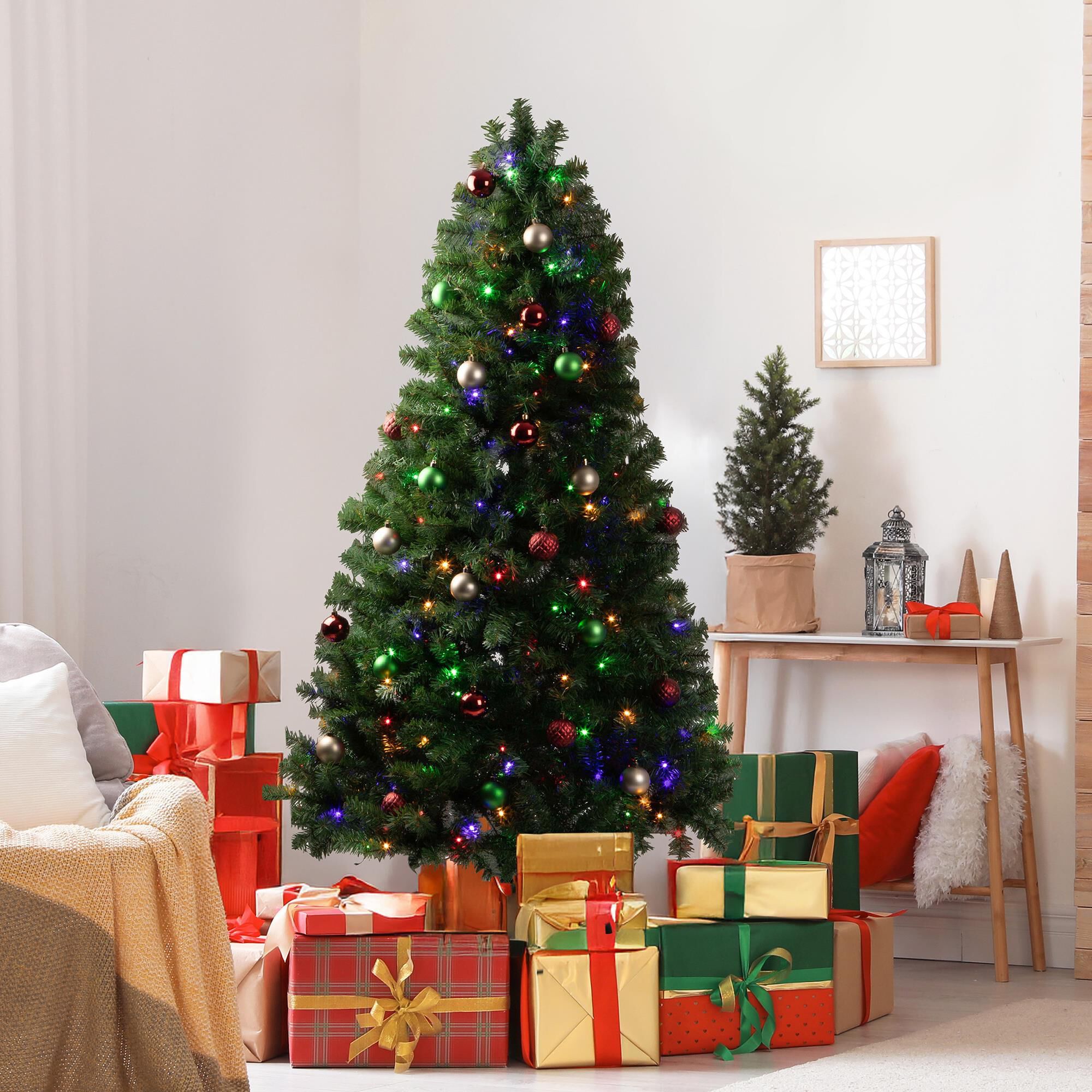 Timberlake 6 ft Christmas Tree with 250 LED Lights in Green
