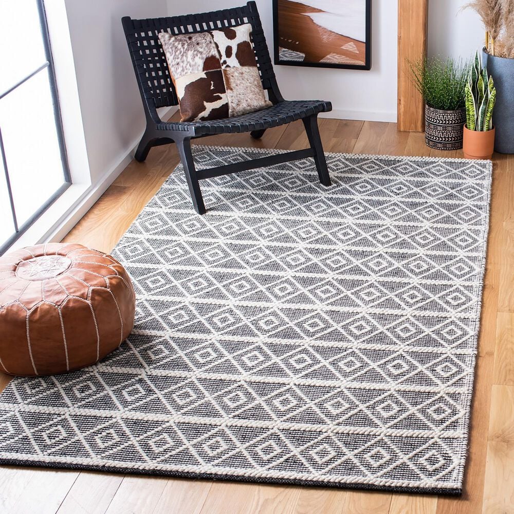 Safavieh Natura NAT477A 5&#39; x 8&#39; Ivory and Black Area Rug, , large